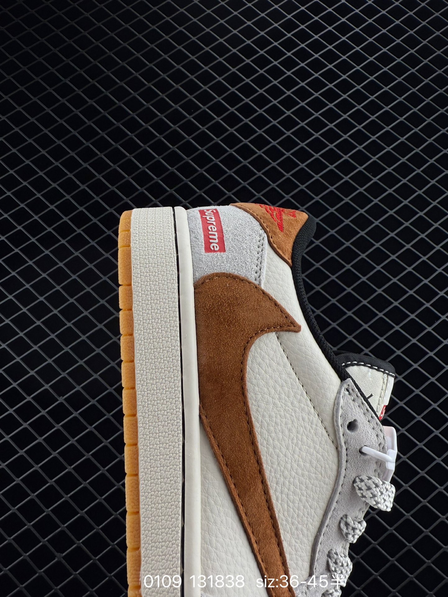 Travis Scott x Air Jordan 1 ” Reverse Mocha “